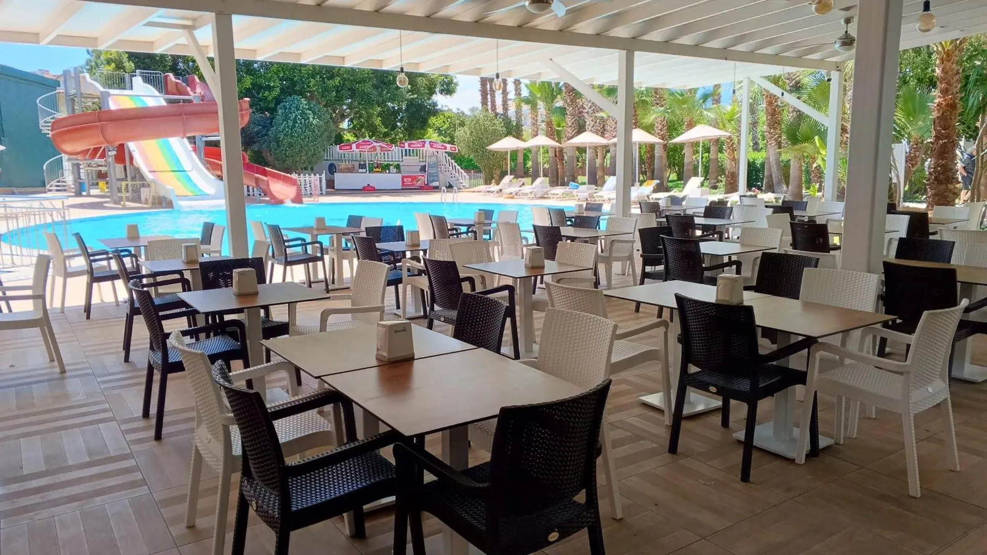 Uk Hotel Kiris Antalya