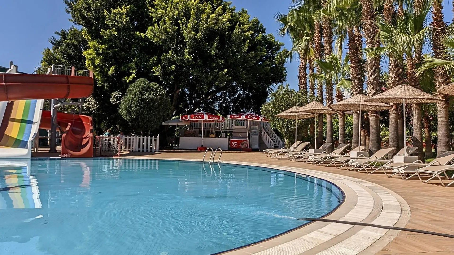 Uk Hotel Kiris Antalya 4*,