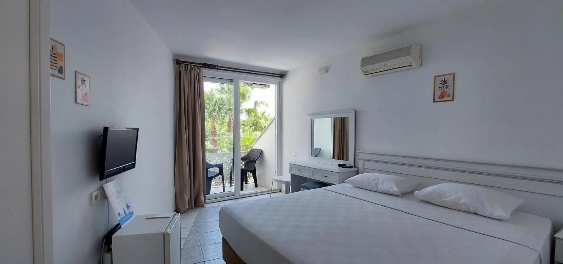 Uk Hotel Kiris أنطاليا