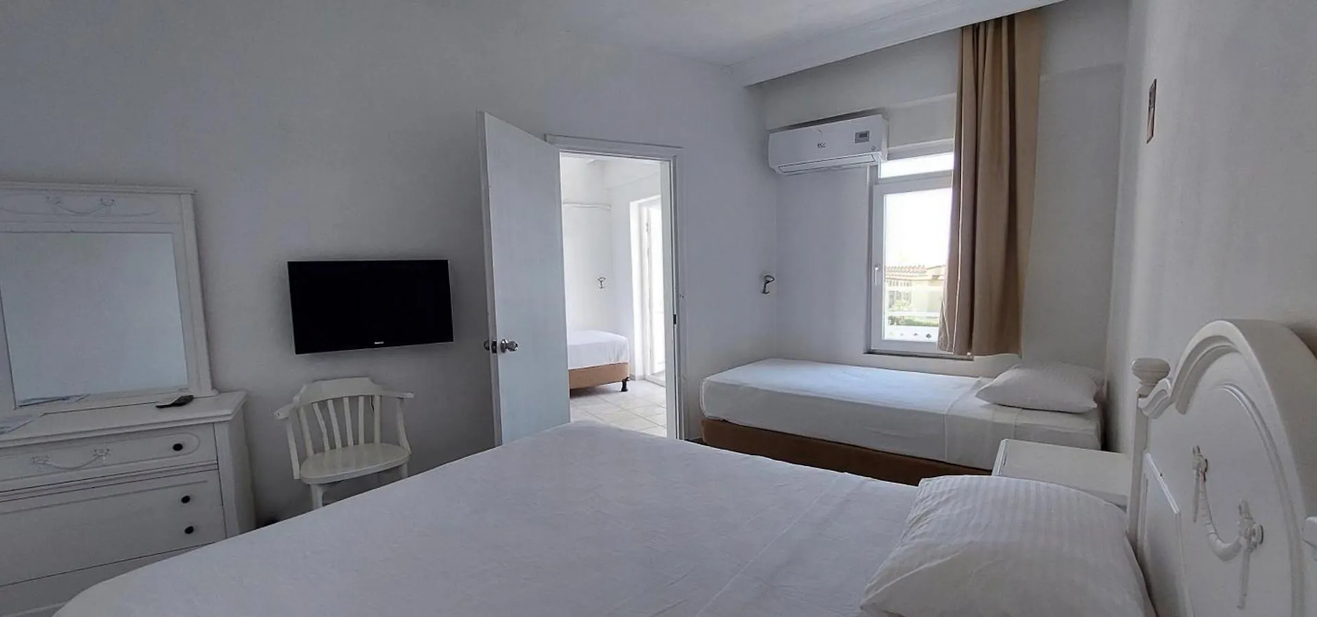 Uk Hotel Kiris أنطاليا